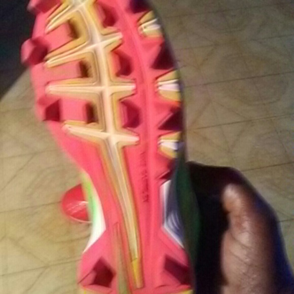 Childs Nike cleats - Picture 2 of 3